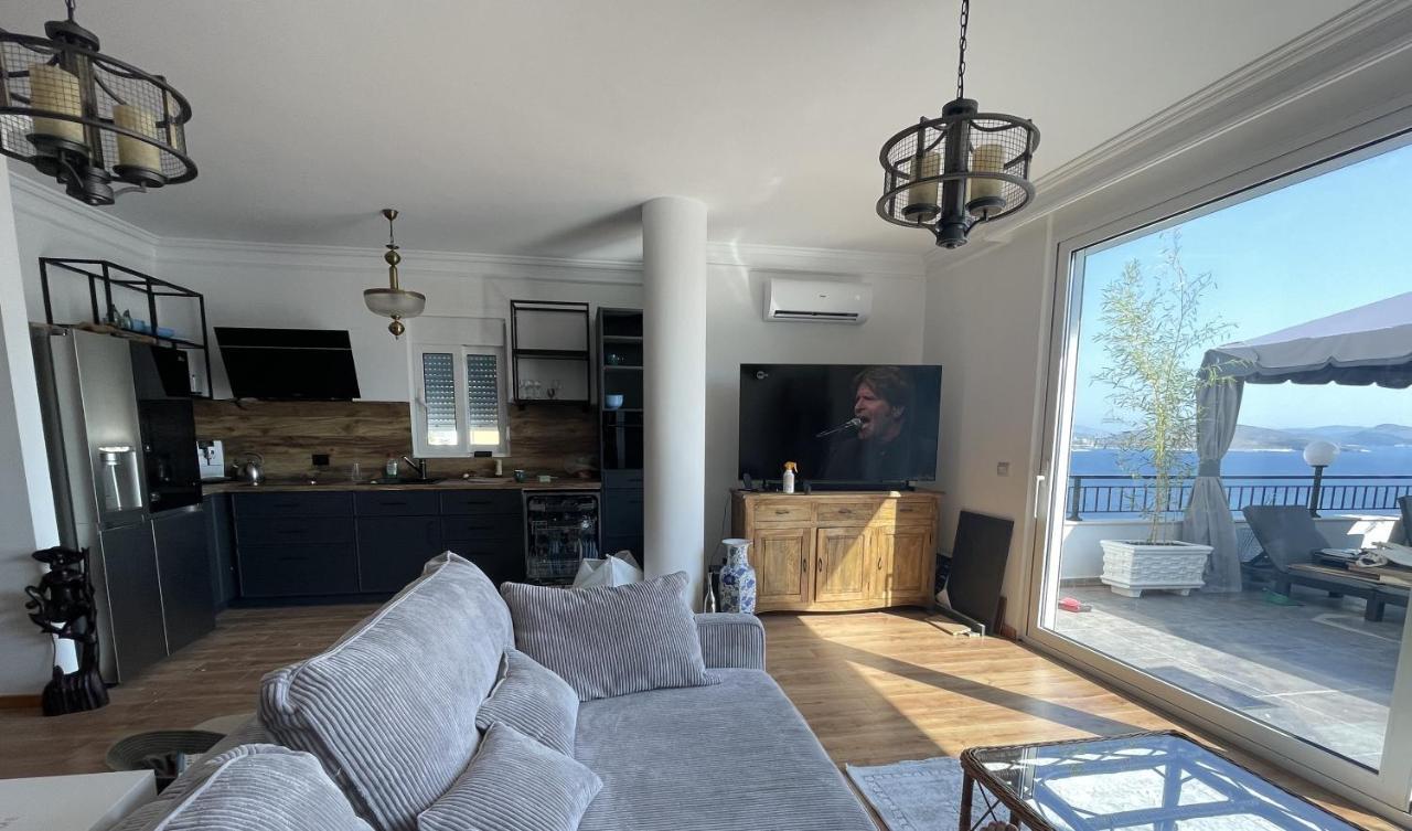 Apartament Teuta- Luxury Penthouse 200M2 Saranda Zewnętrze zdjęcie