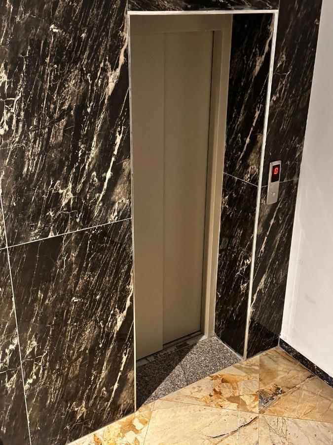 Apartament Teuta- Luxury Penthouse 200M2 Saranda Zewnętrze zdjęcie
